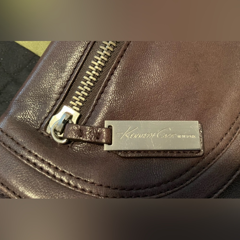 Kenneth Cole New York mushroom grey leather bag with shoulder & crossbody straps - Picture 13 of 16